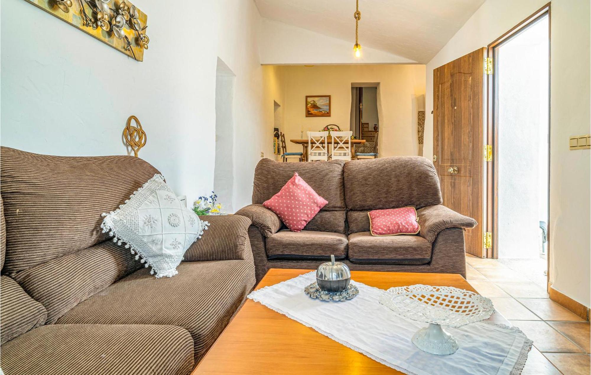 Gorgeous Home In Cajiz With Wifi Кахис Экстерьер фото